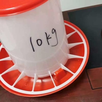 Plastic Poultry Feeder Pan Bucket Water Drinker Farm Equipment Auto 10kg Chicken Feeder