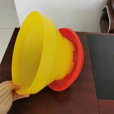 OEM ODM Chicken Manual Feeder 2kg 3kg Plastic Poultry Feeder