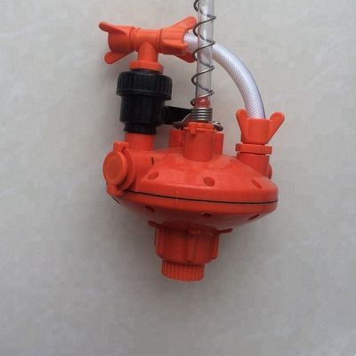 Broilers Layers Nipple System In Poultry Farm Nipple Drinker