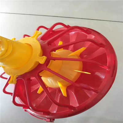 Black Yellow Poultry Feeders 2L Feed Pans For Chickens