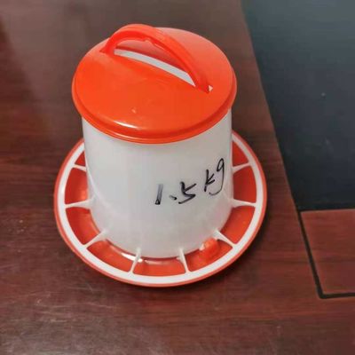 New design newest automatic feeding tray plastic chicken feeder poultry feeders