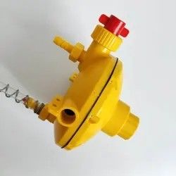 0.1Mpa-0.6Mpa Poultry Water Pressure Regulator For Chicken Waterer