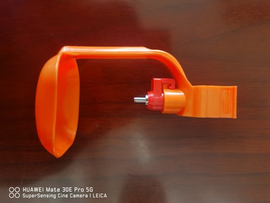 Poultry automatic drinking integral hanging cup
