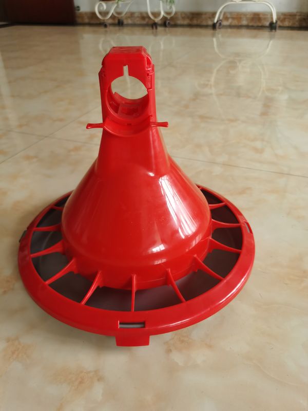 Round Poultry Feeding Pan for Farming Livestock
