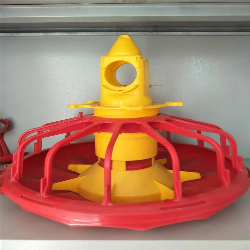 Yellow Red Broiler Feed Pan Poultry Farming Equipment Custom