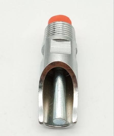 8mm Pin Piglet Nipple Drinker Automatic Nipple Waterer For Pigs